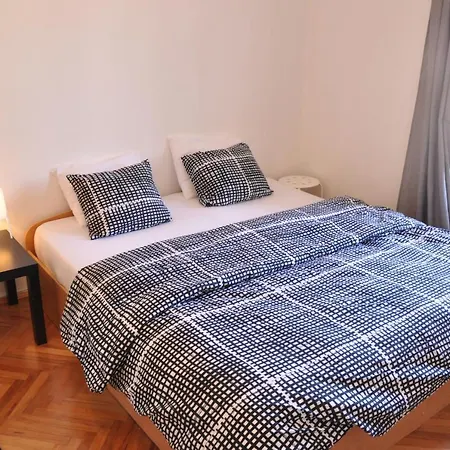 Marge Apartment